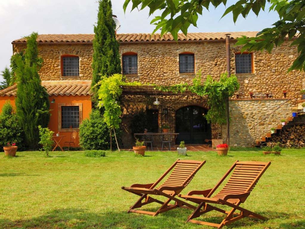 Celebras la boda en una casa rural? Pues Alquila un tirador de cerveza artesanal