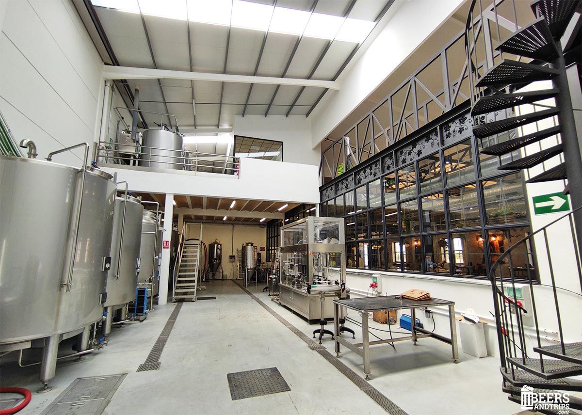 Interior de la fábrica de cervezas Vandalia