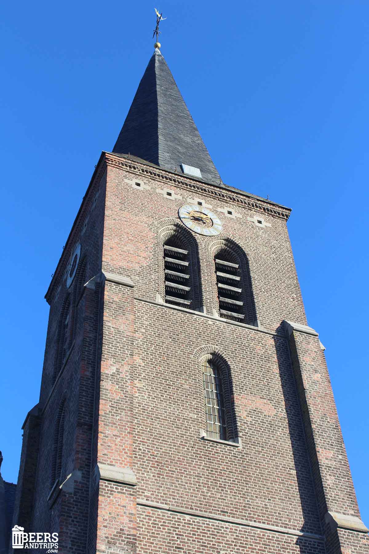 Iglesia de Heilig Hart en Kwatrecht (Wetteren)