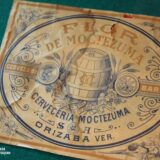 Etiqueta antigua de la cervecera Moctezuma