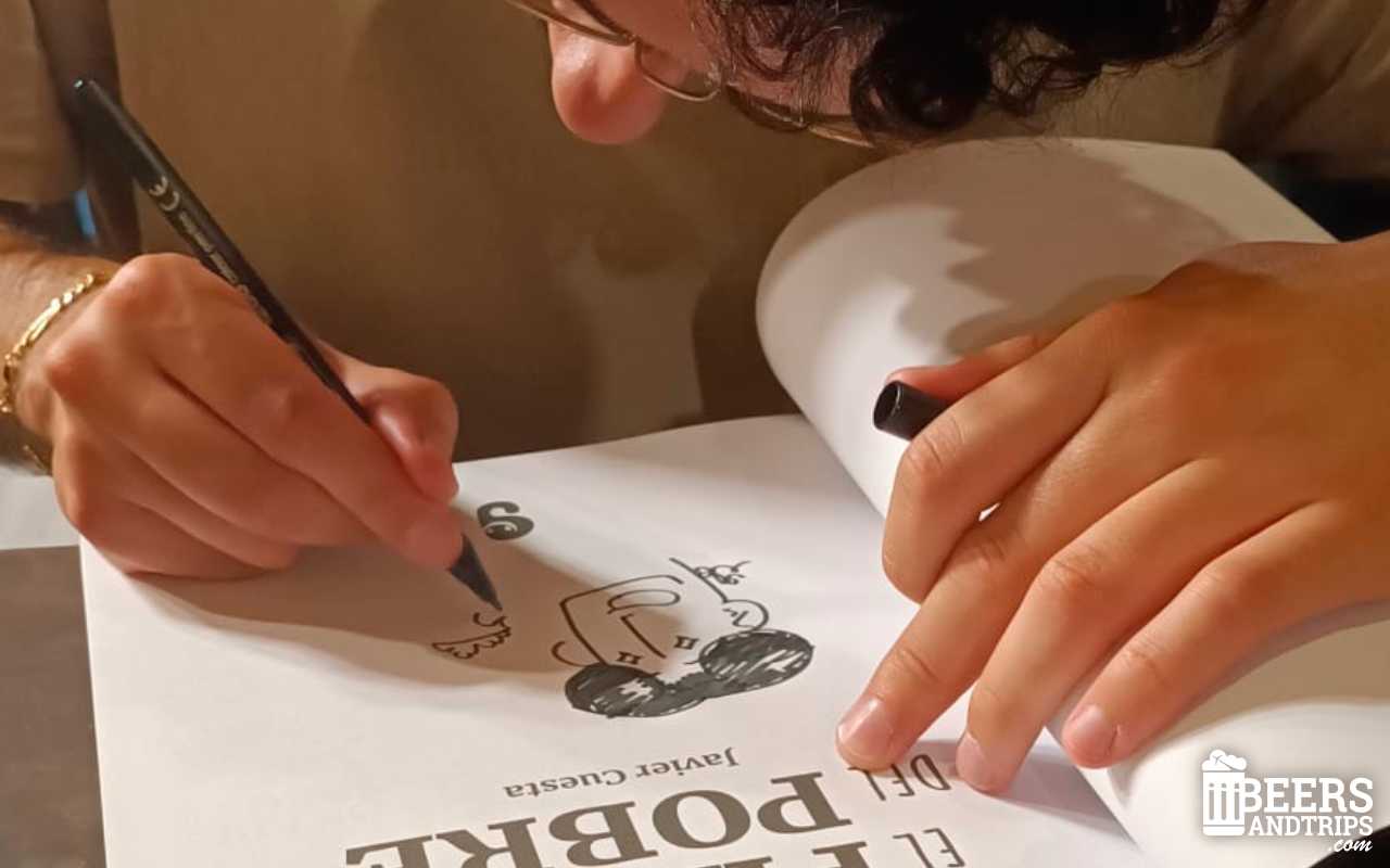 Javier Cuesta, ilustrador y creador de toda la imagen gráfica del festival.